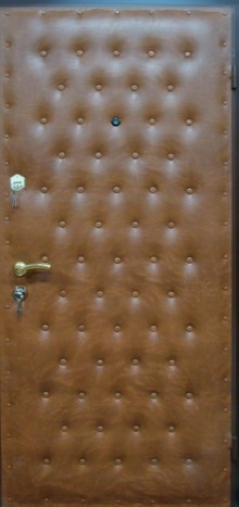 Фотография «Дверь стальная с винилискожей №23»
